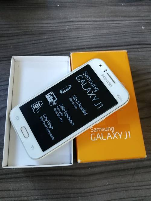 SAMSUNG GALAXY J1